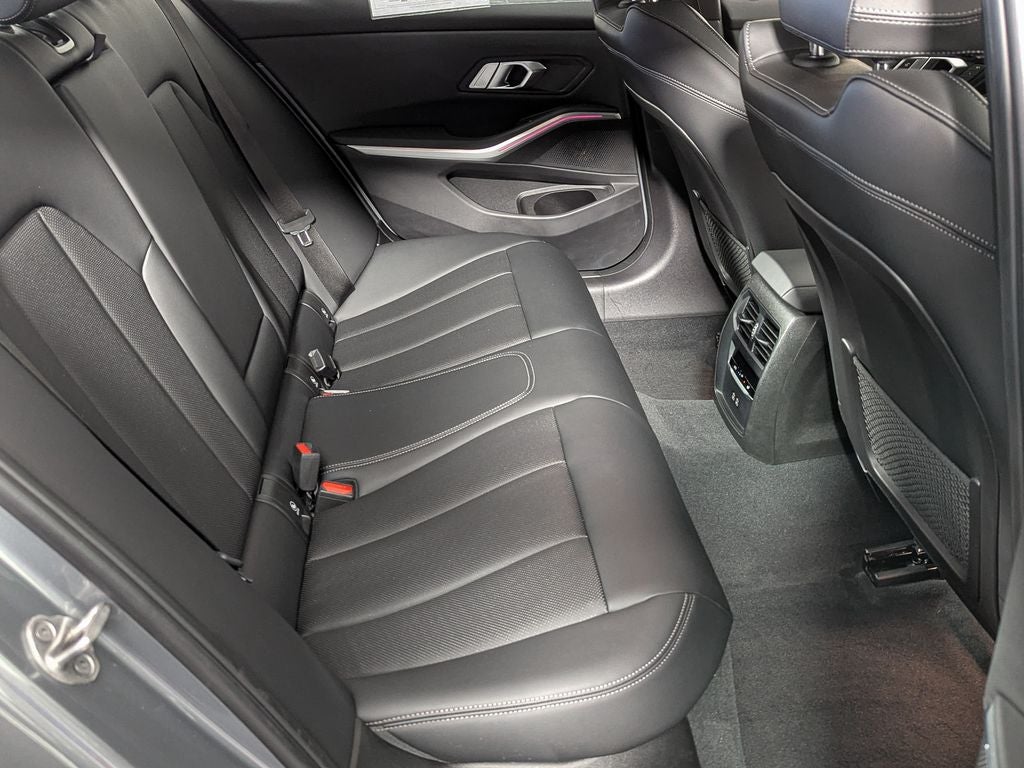 2023 BMW 3 Series 330i xDrive