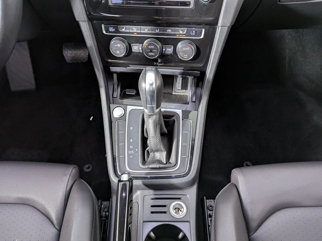 2015 Volkswagen Golf SportWagen S