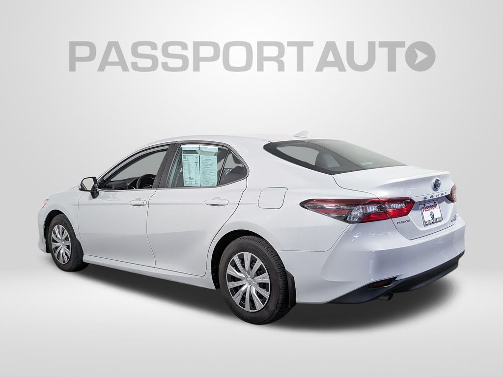 2022 Toyota Camry Hybrid LE