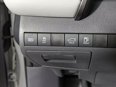 2022 Toyota Camry Hybrid LE