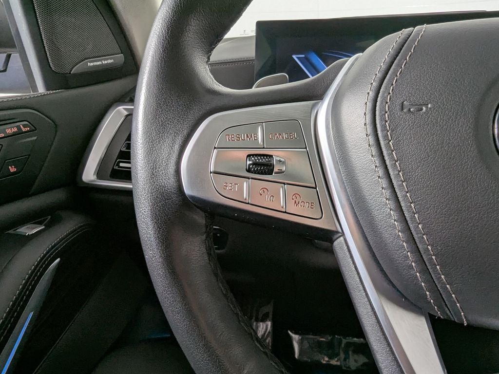 2023 BMW X7 xDrive40i