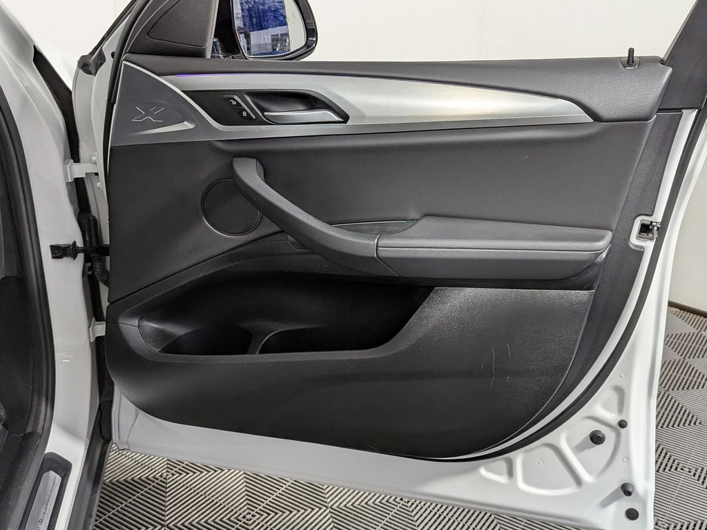 2021 BMW X4 xDrive30i