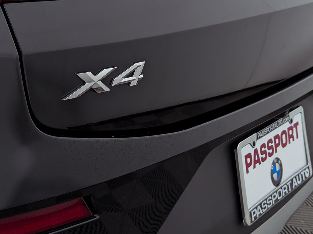 2023 BMW X4 xDrive30i