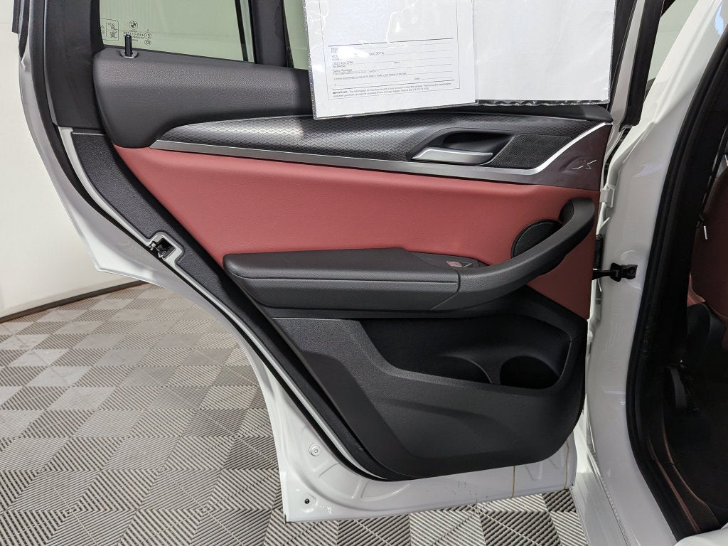2023 BMW X4 xDrive30i