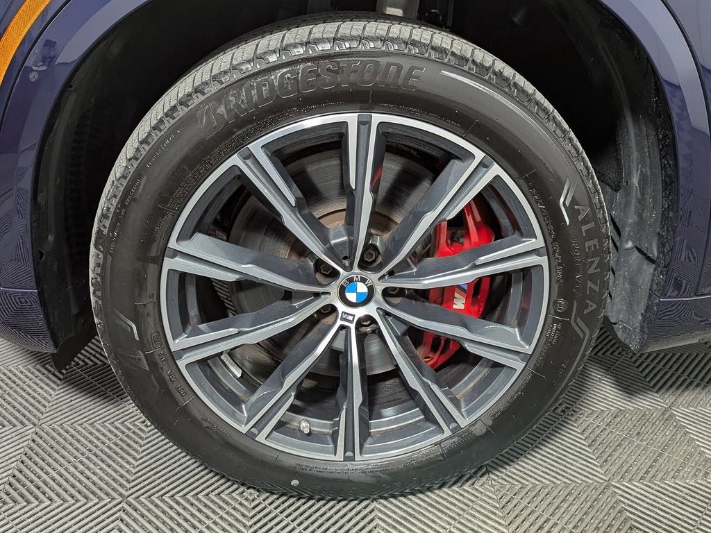2024 BMW X5 M60i