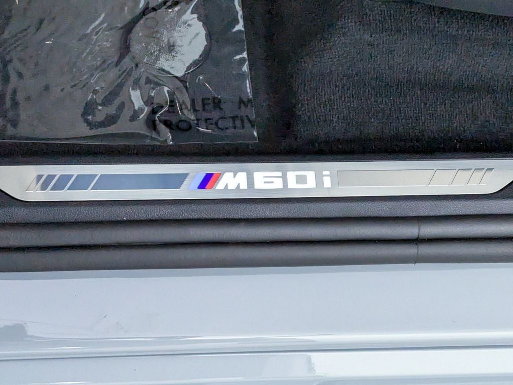 2024 BMW X5 M60i