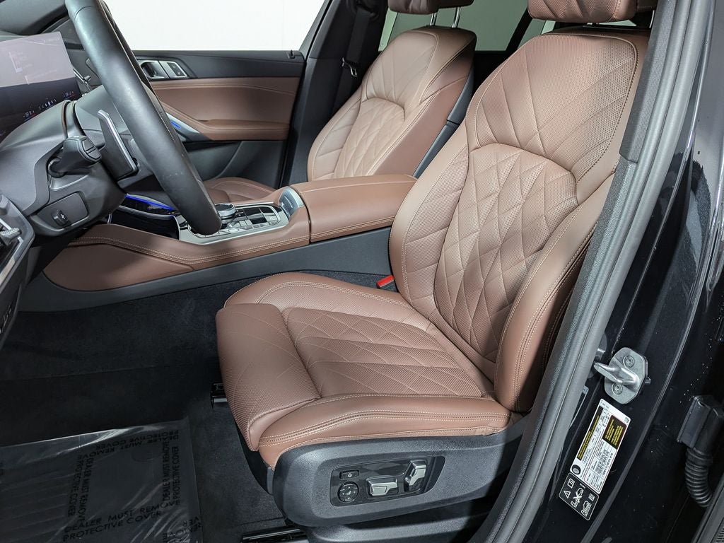 2025 BMW X6 xDrive40i