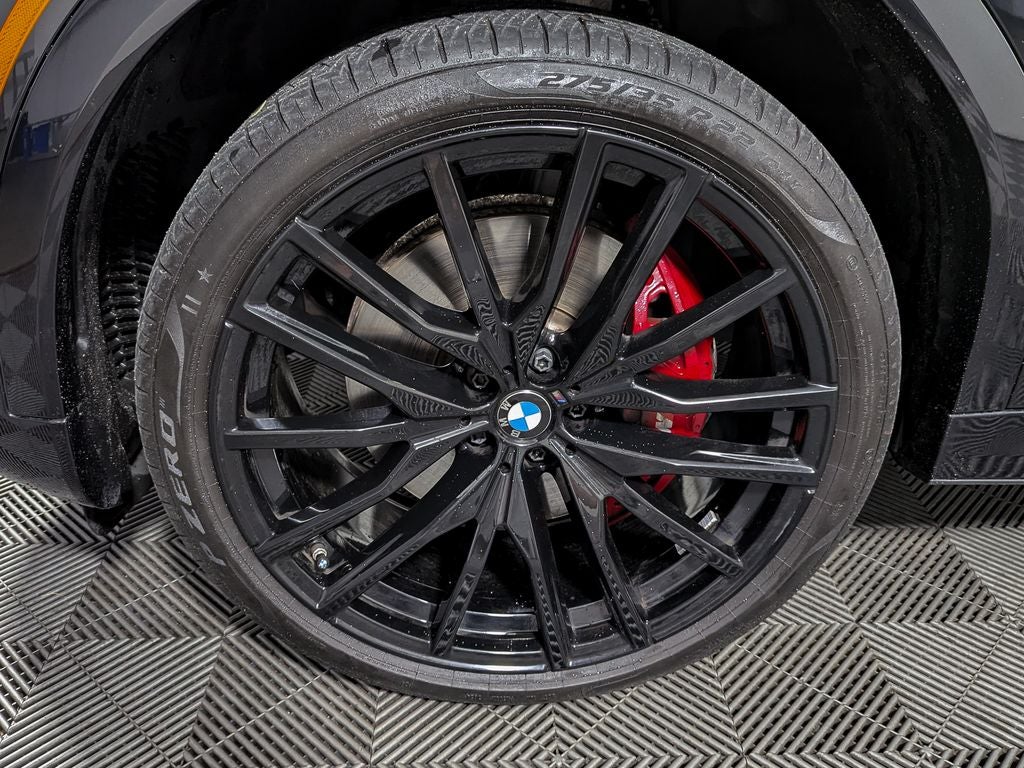 2025 BMW X6 xDrive40i