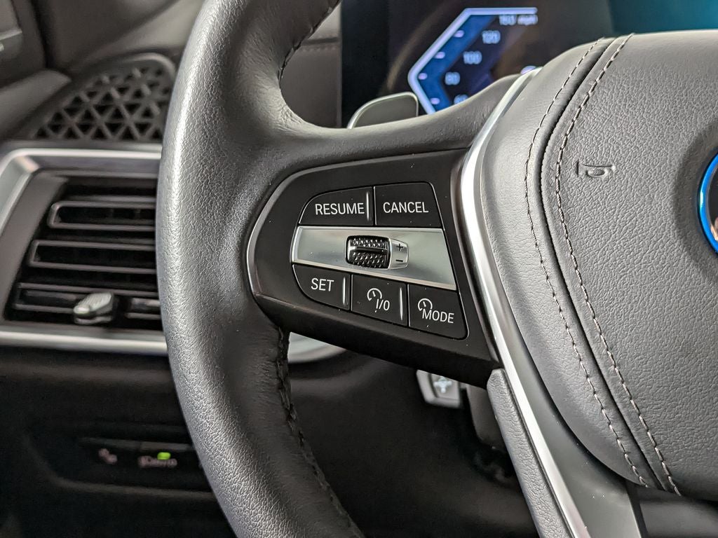 2025 BMW X5 xDrive50e