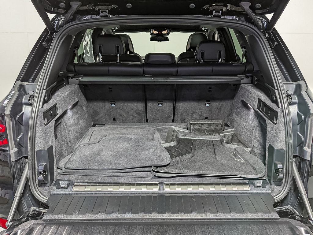 2025 BMW X5 xDrive50e