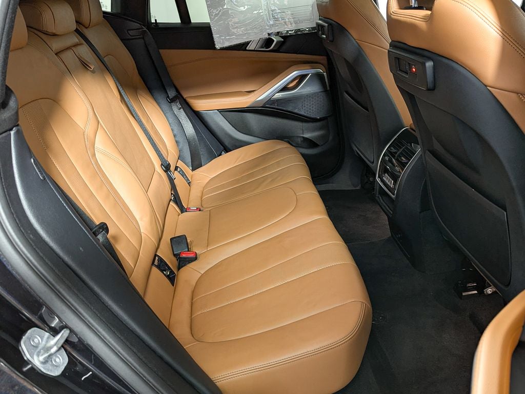 2021 BMW X6 xDrive40i