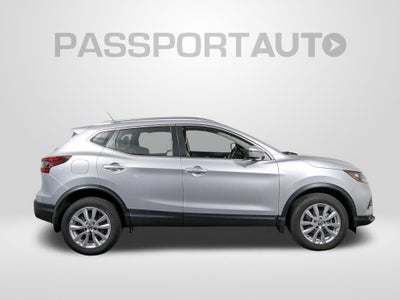 2022 Nissan Rogue Sport SV