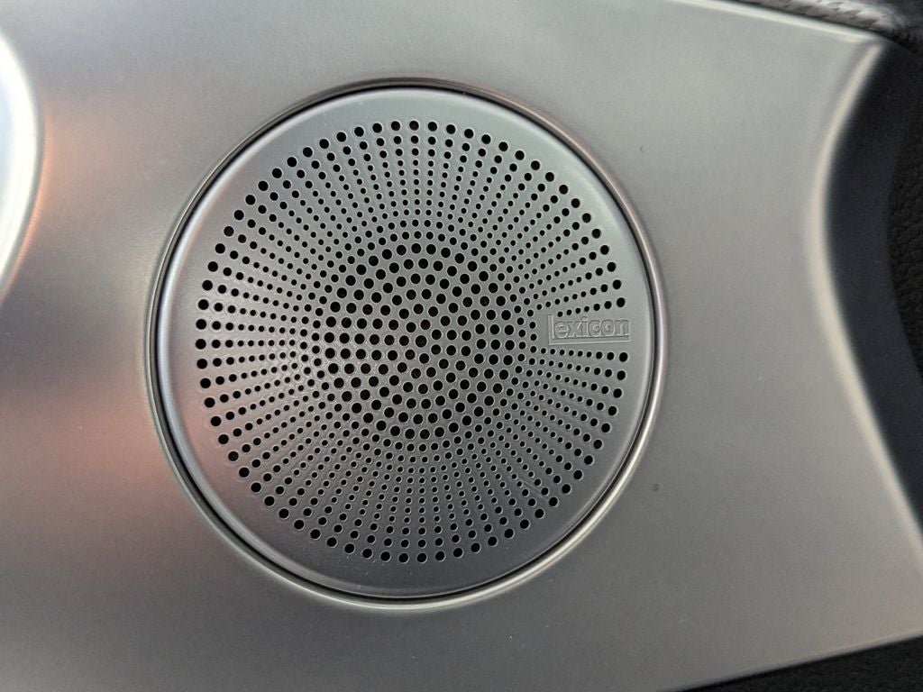 2022 Genesis G70 2.0T