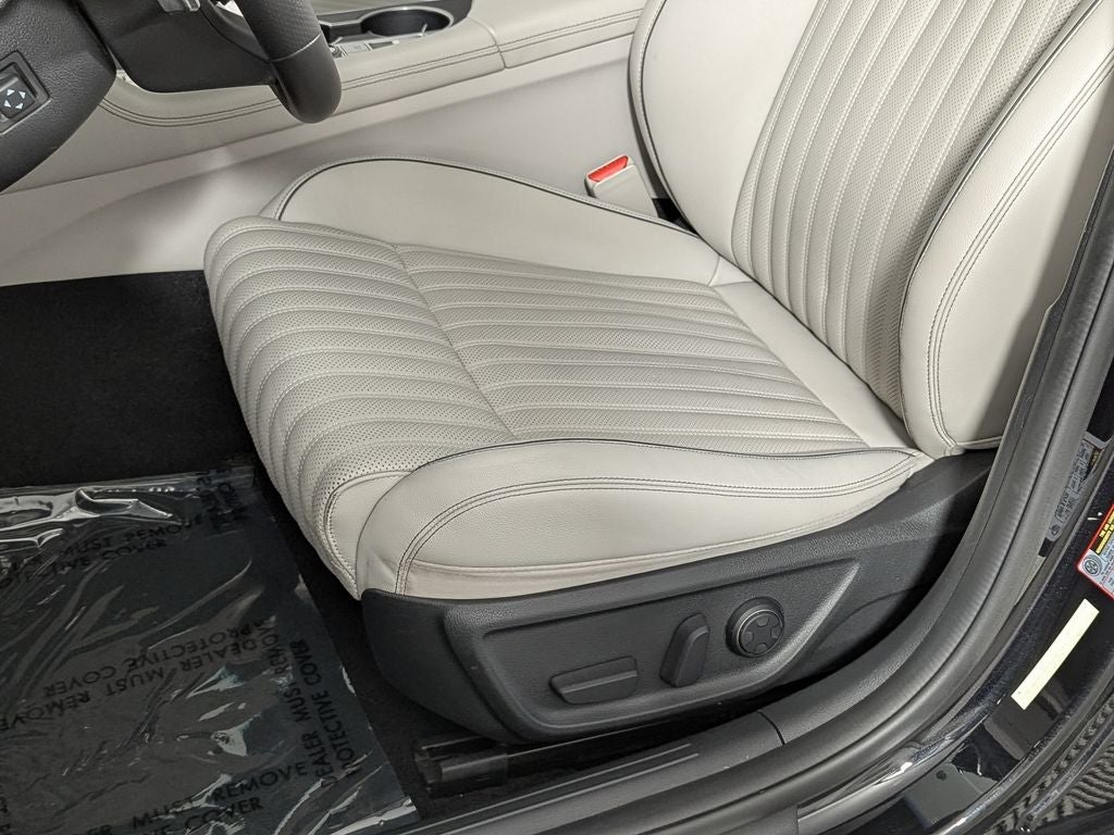 2022 Genesis G70 2.0T