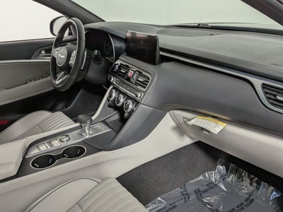 2022 Genesis G70 2.0T