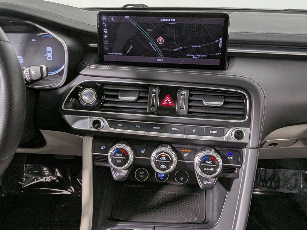 2022 Genesis G70 2.0T