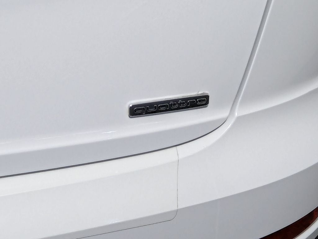 2023 Audi Q8 55 Premium Plus quattro