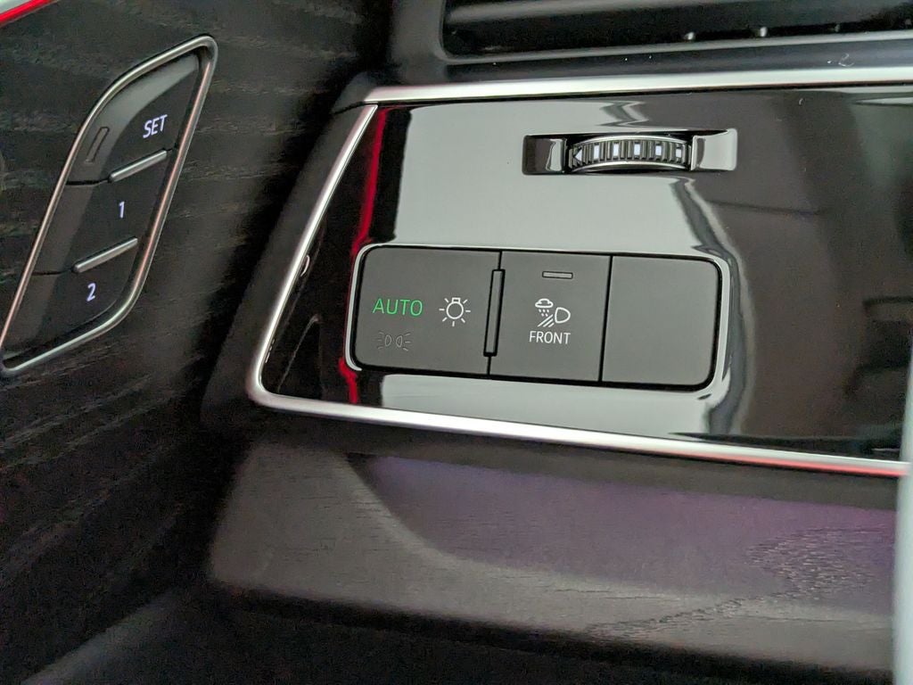 2023 Audi Q8 55 Premium Plus quattro