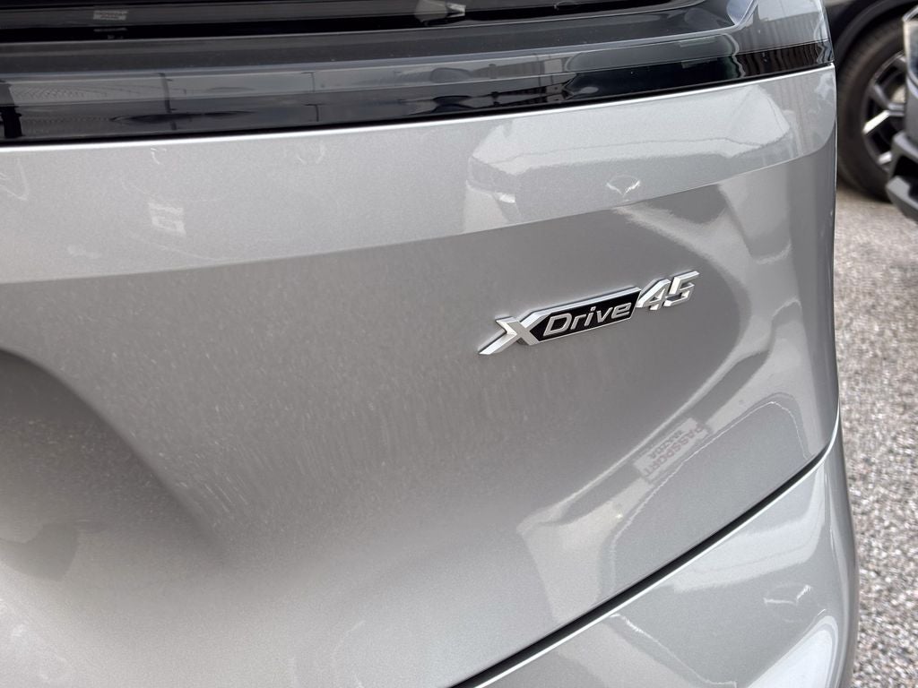 2026 BMW iX xDrive45