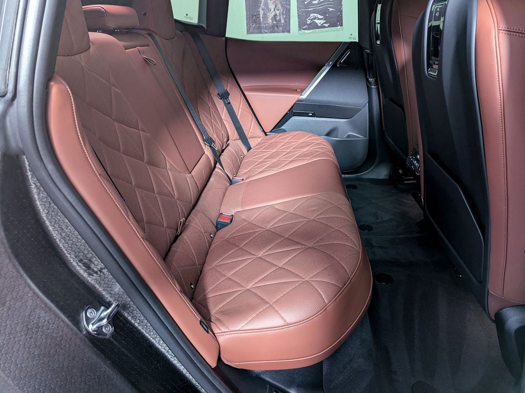 2026 BMW iX xDrive60