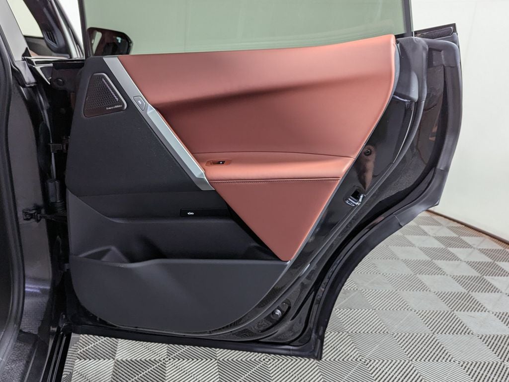 2026 BMW iX xDrive60