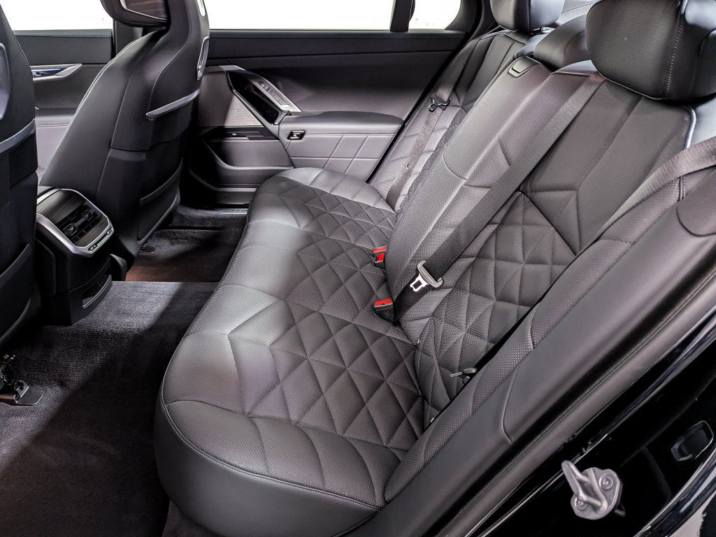 2024 BMW 740i xDrive 740i xDrive