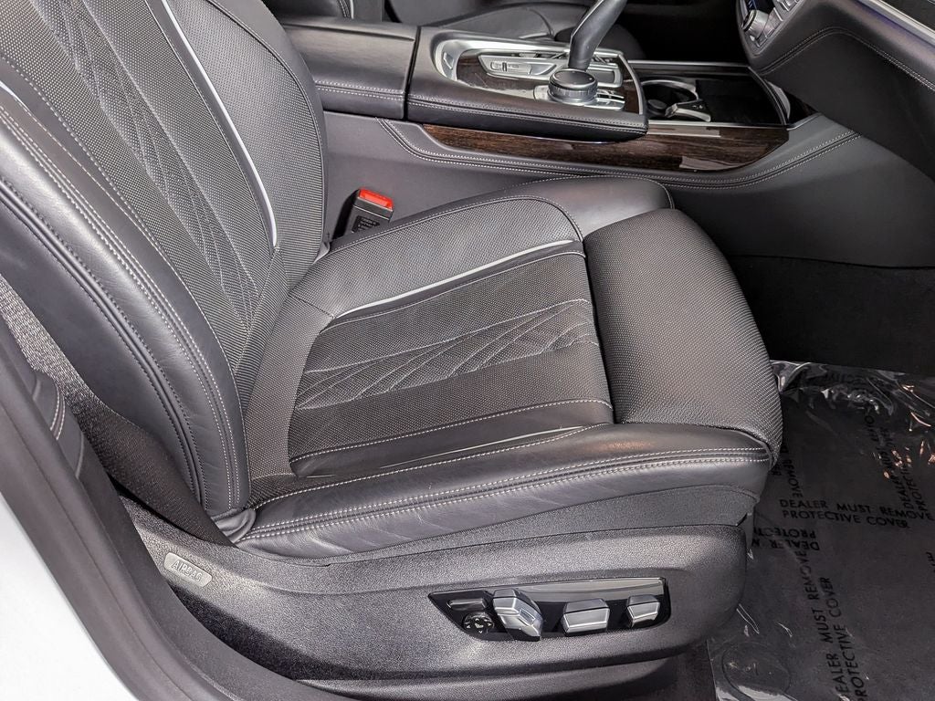 2022 BMW 7 Series 750i xDrive