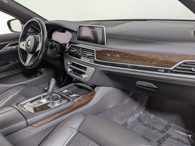 2022 BMW 7 Series 750i xDrive