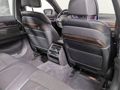 2022 BMW 7 Series 750i xDrive