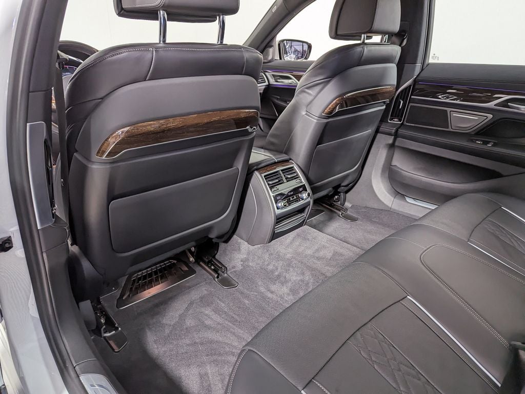 2022 BMW 7 Series 750i xDrive