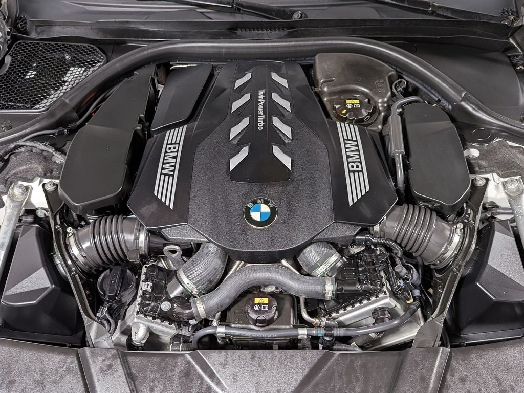 2022 BMW 7 Series 750i xDrive