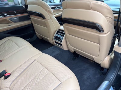 2022 BMW 7 Series 750i xDrive