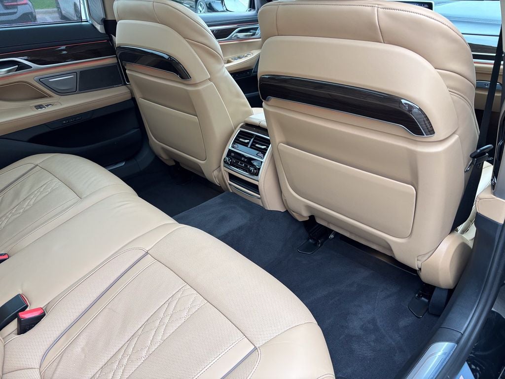 2022 BMW 7 Series 750i xDrive