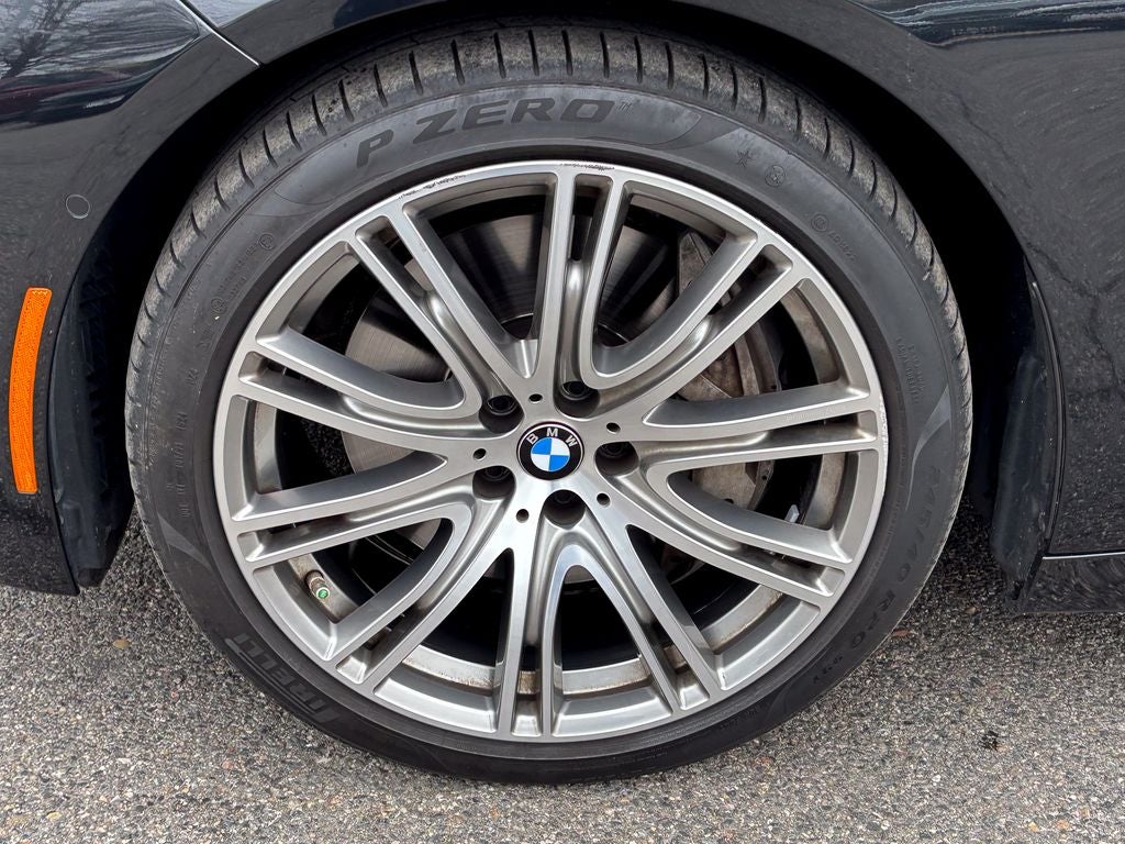 2022 BMW 7 Series 750i xDrive