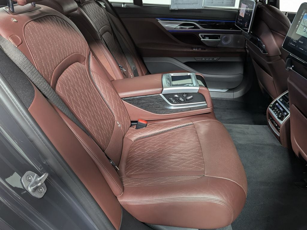 2020 BMW 7 Series 745e xDrive iPerformance