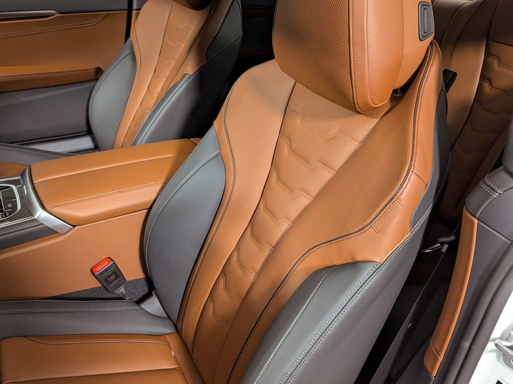 2026 BMW 850i M850i xDrive