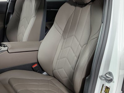 2025 BMW i5 xDrive40 xDrive40