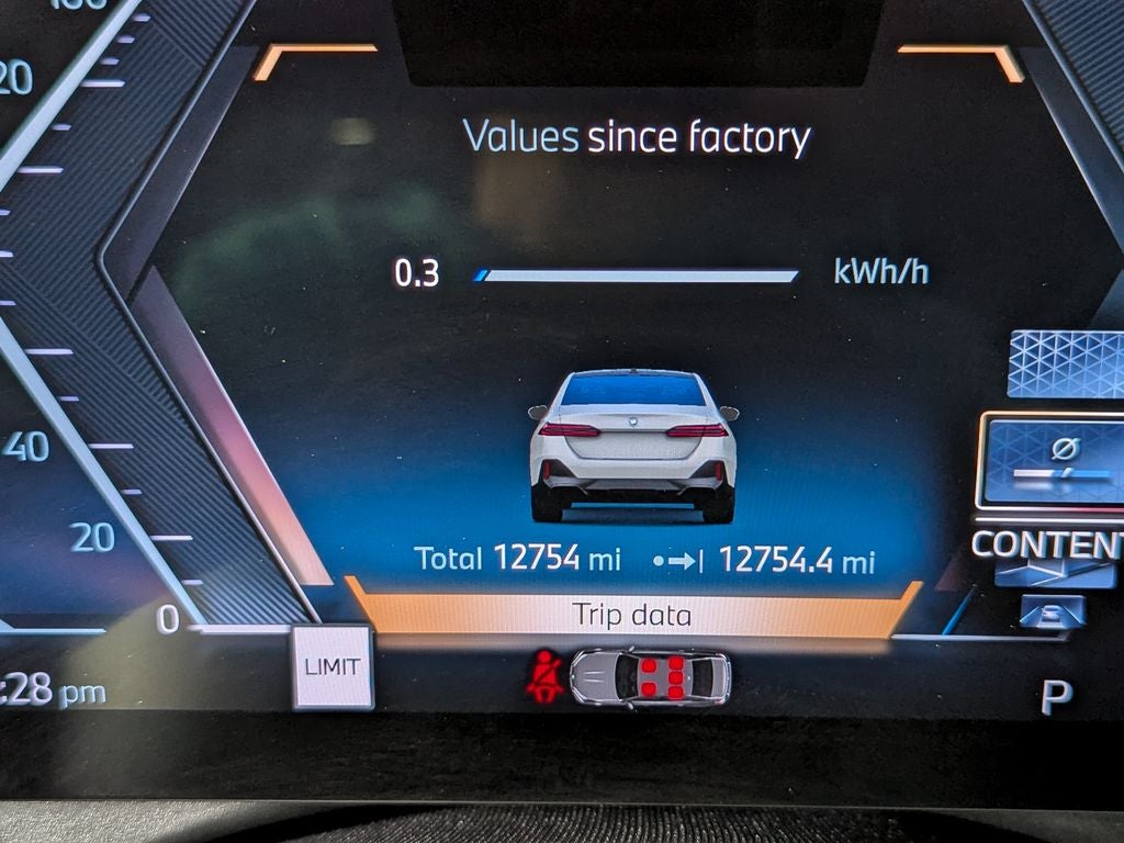 2025 BMW i5 xDrive40 xDrive40