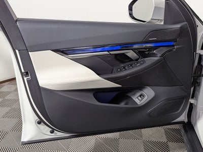 2025 BMW i5 xDrive40 xDrive40