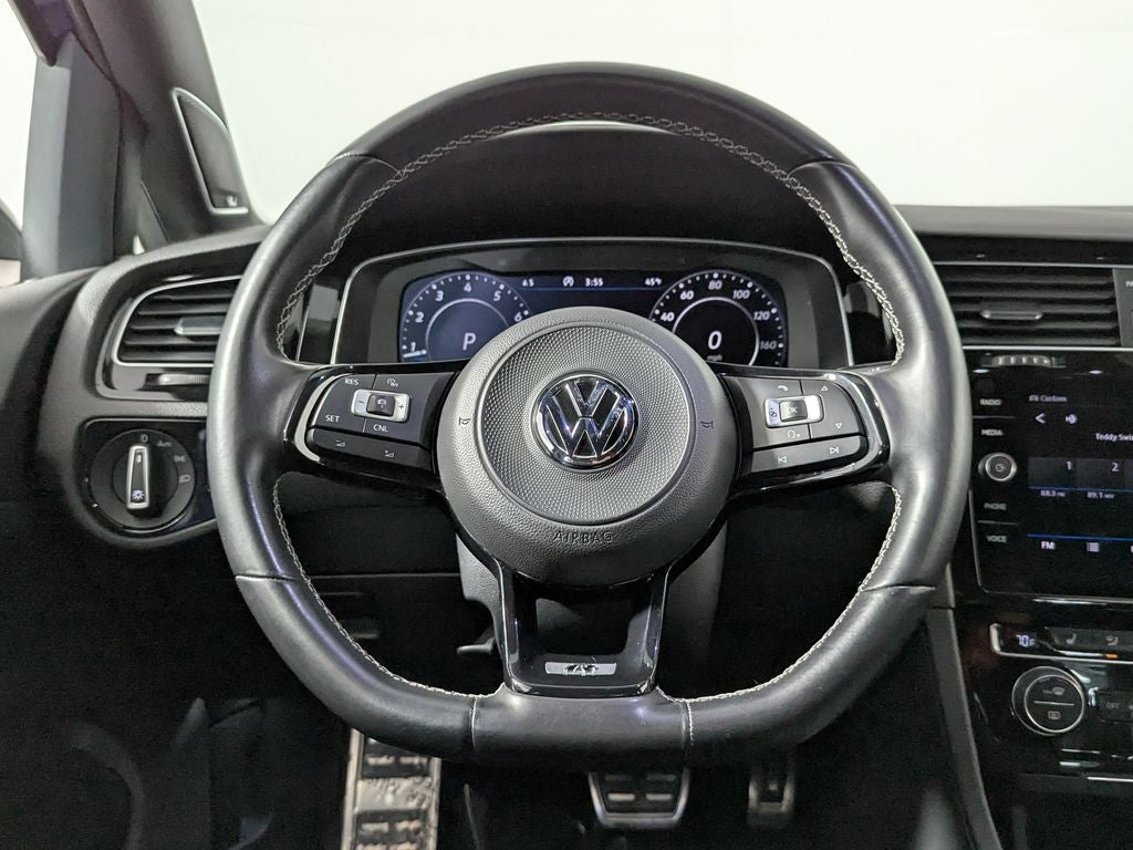 2018 Volkswagen Golf R DCC & Navigation 4Motion