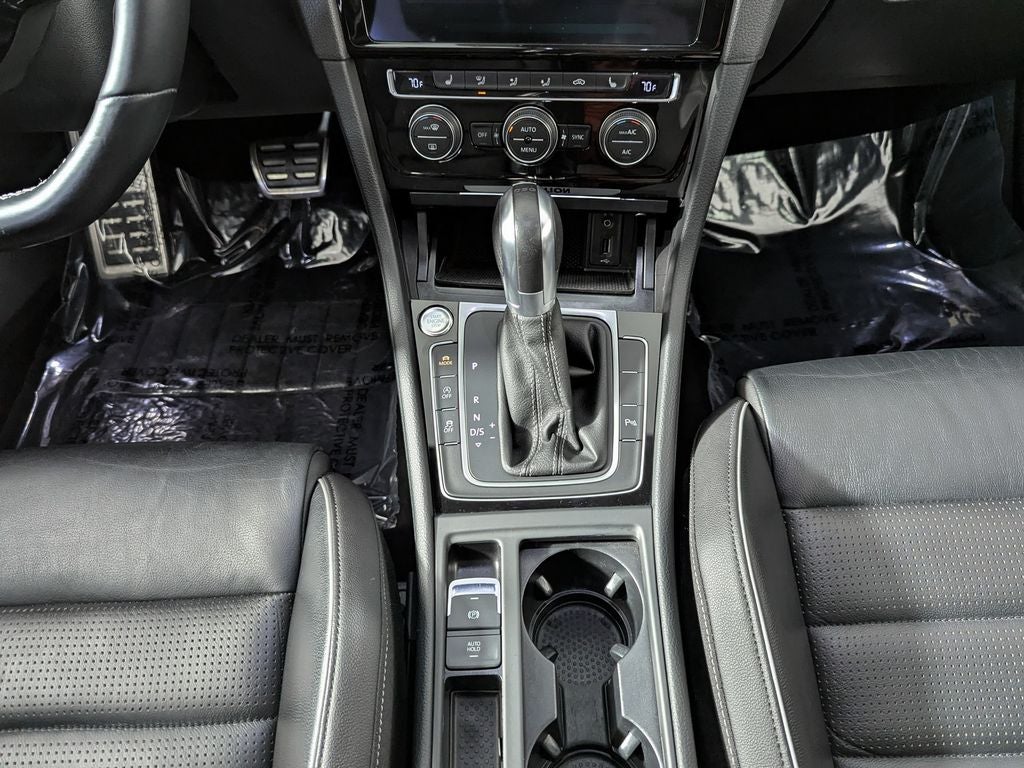 2018 Volkswagen Golf R DCC & Navigation 4Motion