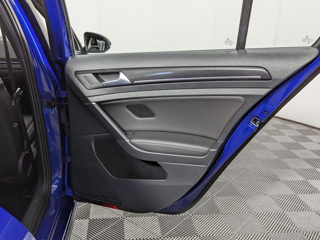 2018 Volkswagen Golf R DCC & Navigation 4Motion