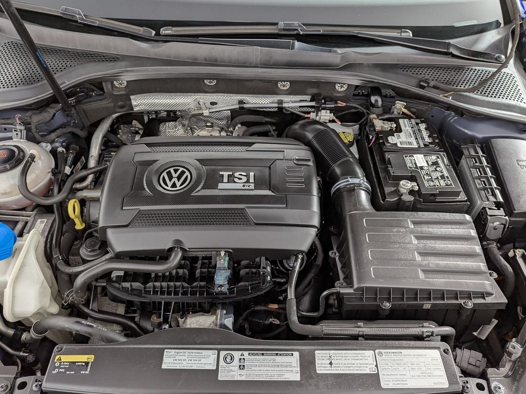 2018 Volkswagen Golf R DCC & Navigation 4Motion