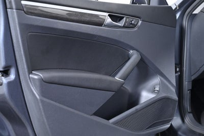 2017 Volkswagen Passat 1.8T SE