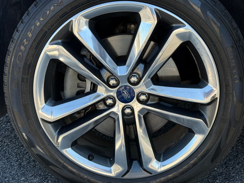 2018 Ford Edge Sport