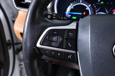 2022 Toyota Highlander Hybrid Platinum