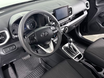 2022 Hyundai Venue SE