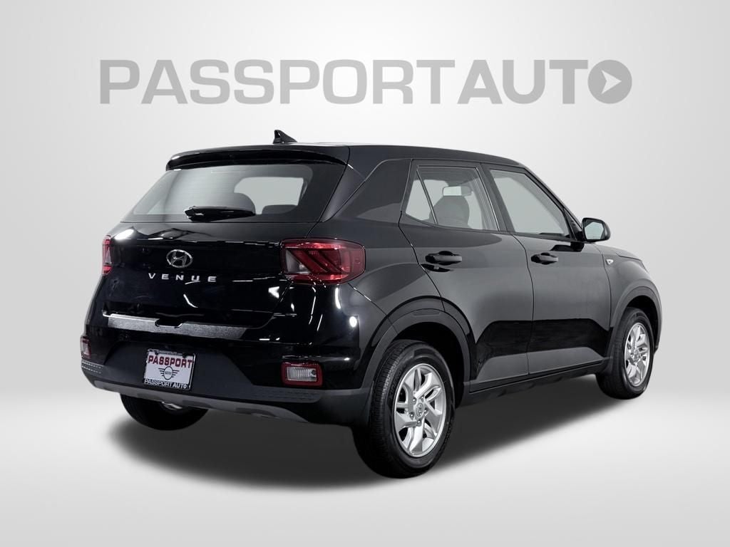 2022 Hyundai Venue SE