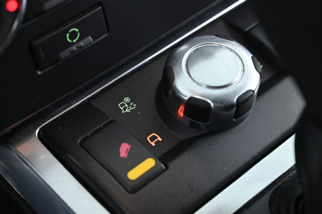 2012 Land Rover LR2 Base