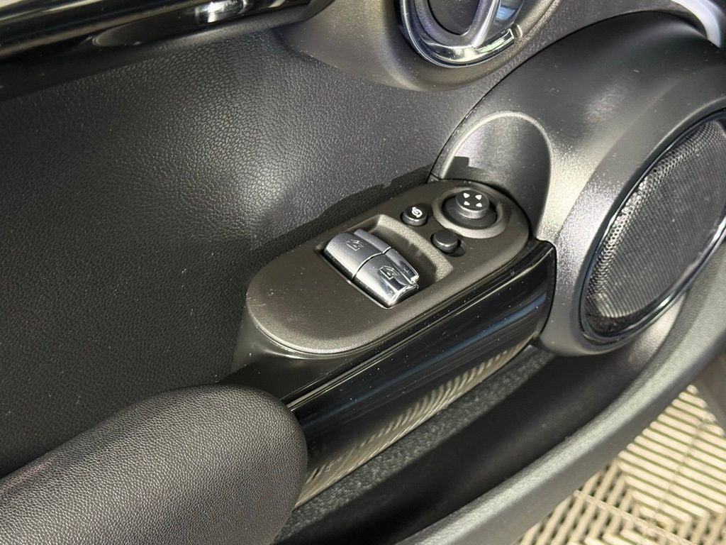 2023 MINI HARDTOP 2 DOOR Cooper SE